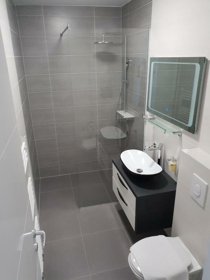 Apartmani Marija Baška Voda Extérieur photo