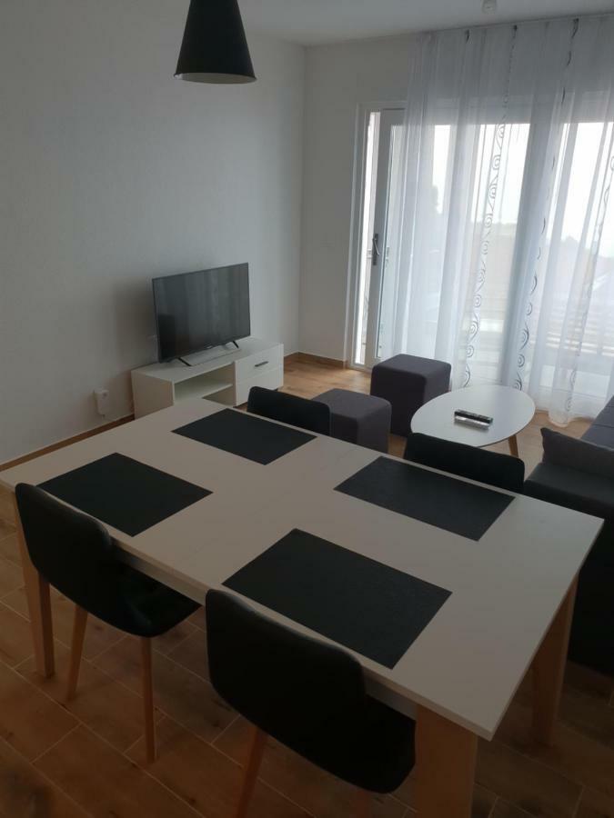 Apartmani Marija Baška Voda Extérieur photo
