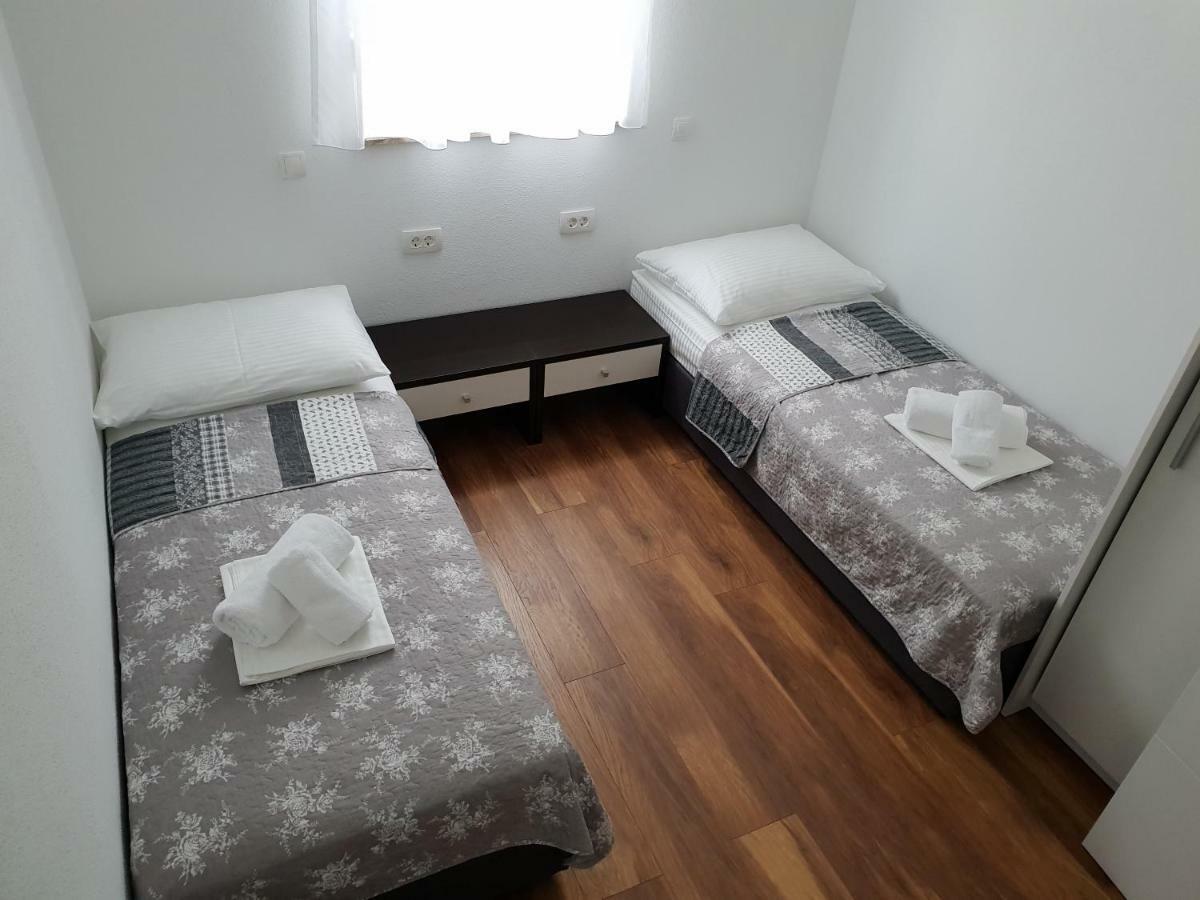 Apartmani Marija Baška Voda Extérieur photo